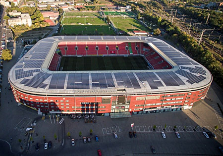 Estado de Sinobo en Praga, República Checa, será sede de la final de la Conference League UEFA